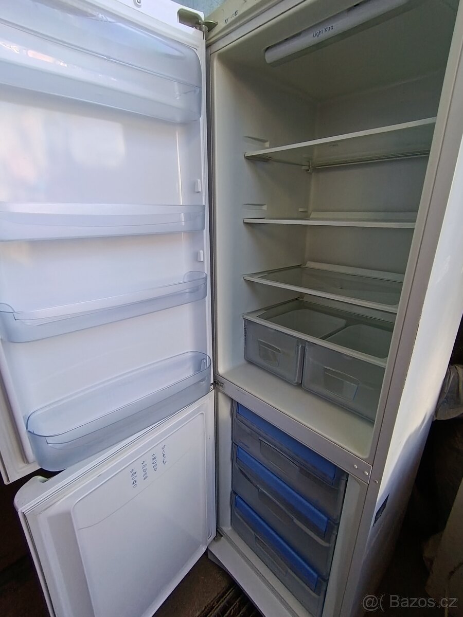 Indesit lednička 187 cm - 2