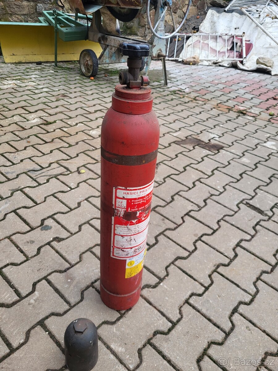prodám lahev na CO - 2