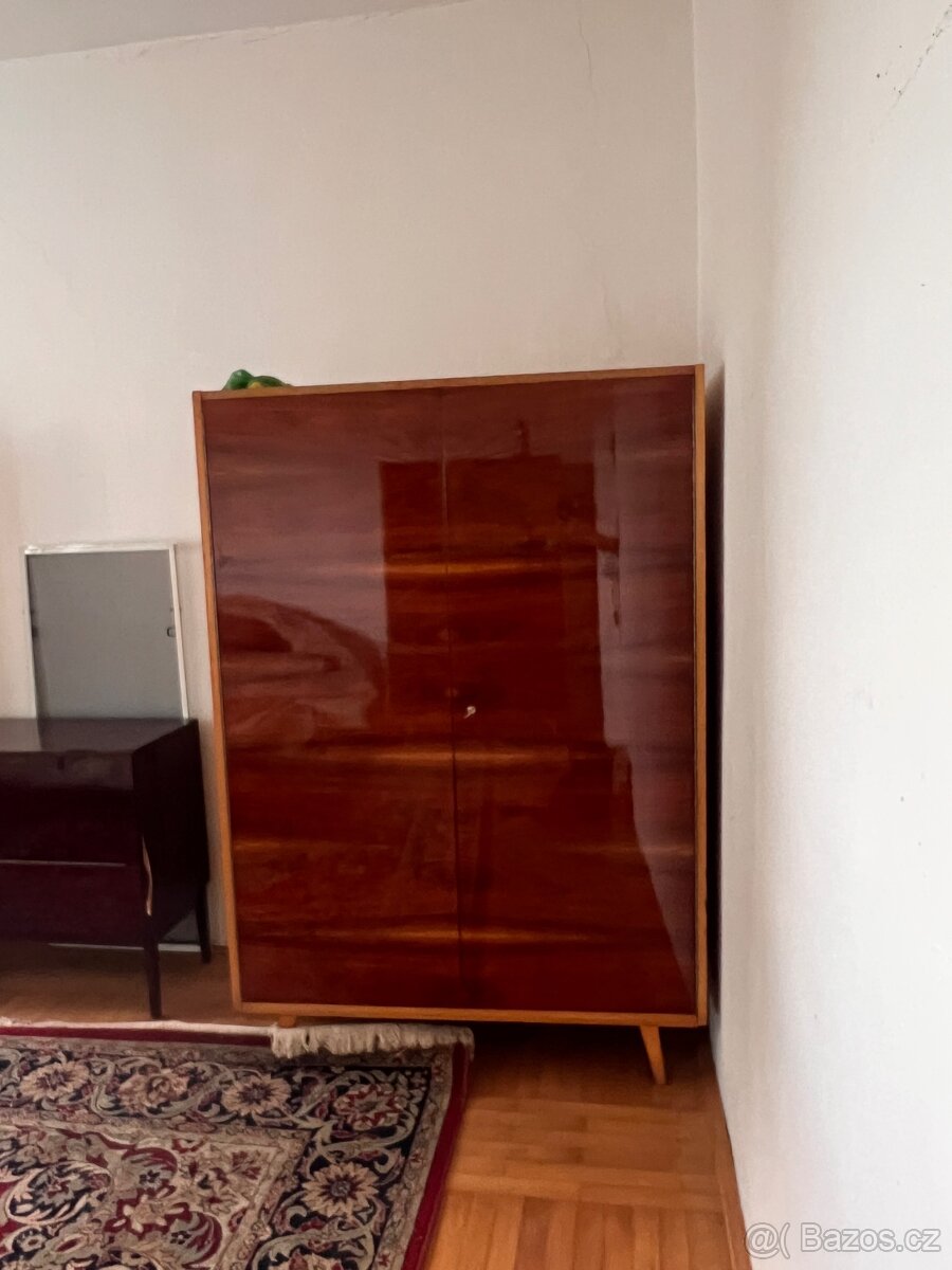 Peřiňák/skříň - 2