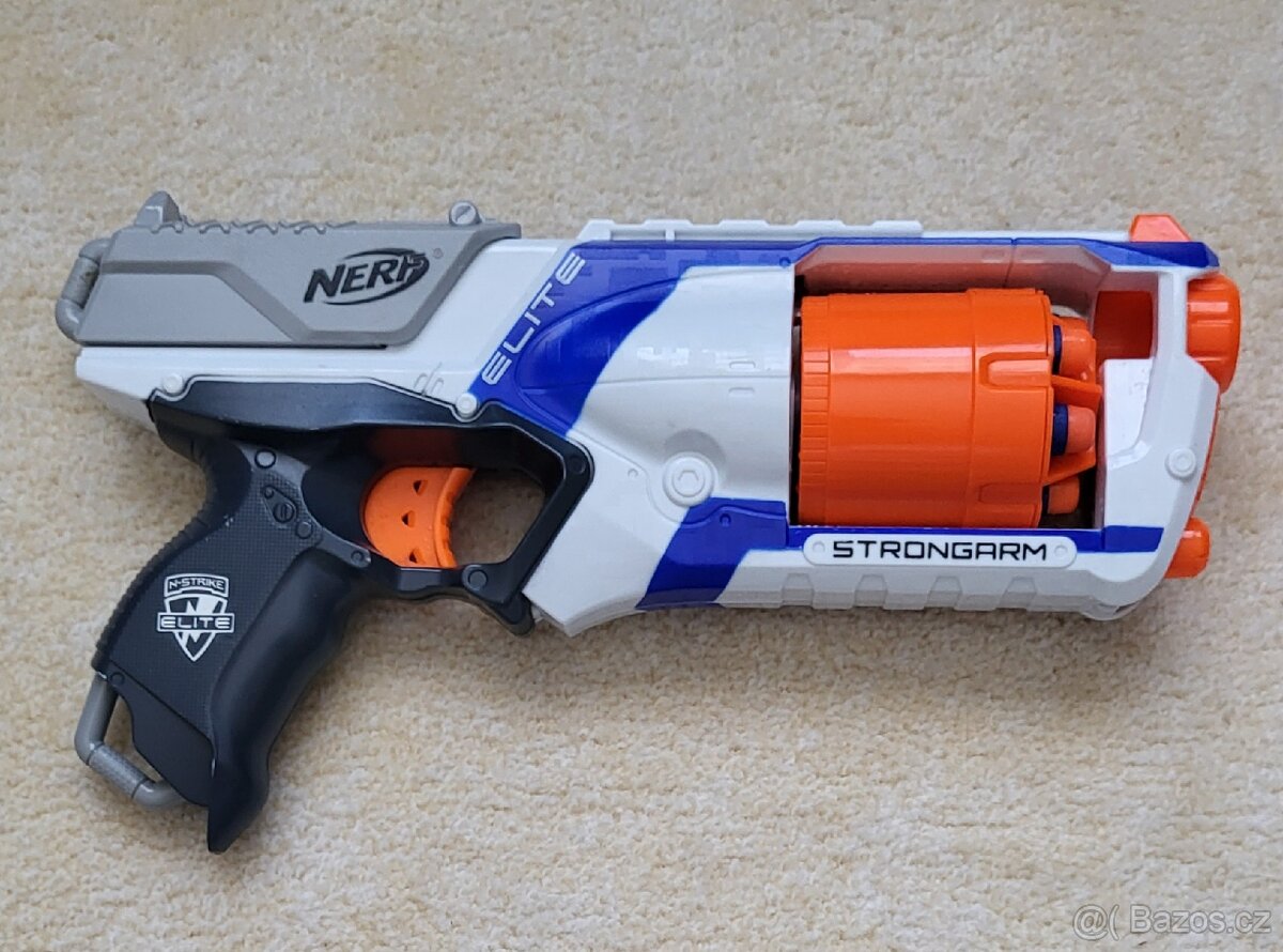 Nerf zbraně + náboje navíc - 2