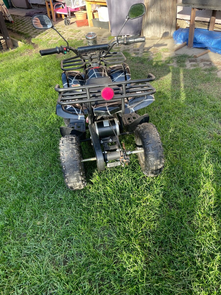 Dětská elektrická čtyřkolka - 2