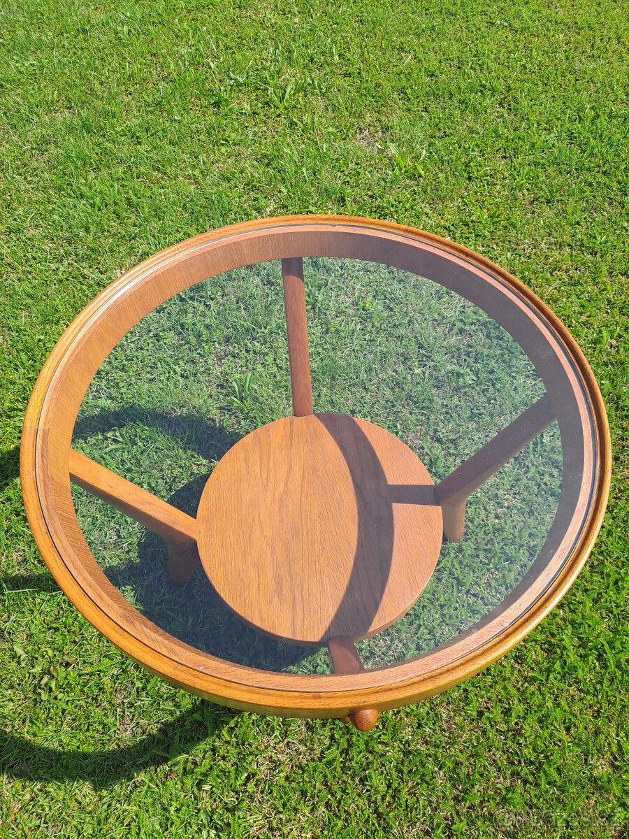 konf. stolek KROPÁČEK a KOŽELKA - top stav - 2