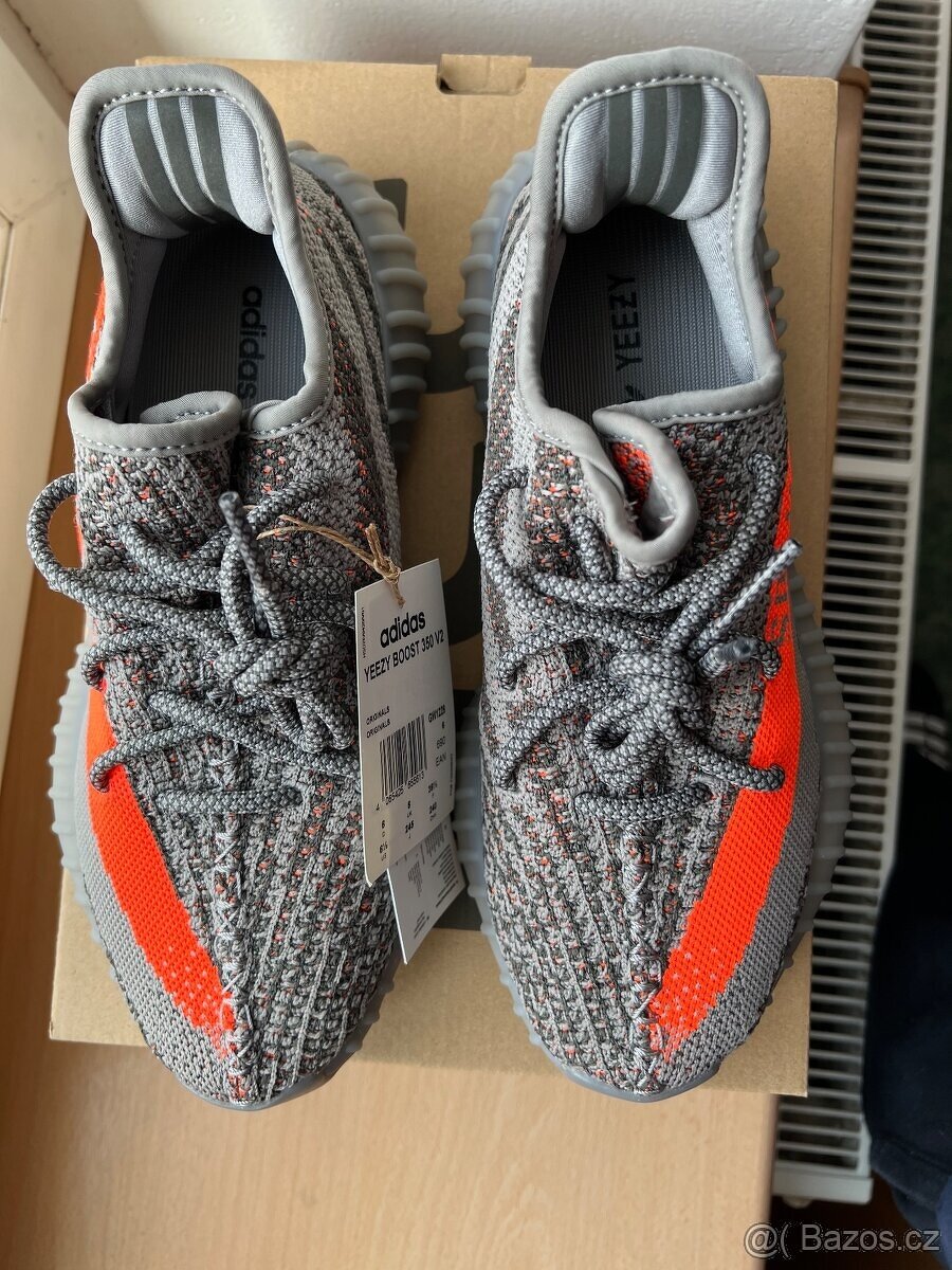 adidas Yeezy Boost 350 V2 - 2