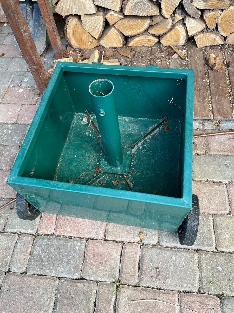 Stojan na slunečník a květináč s kolečky v jednom zelený - 2