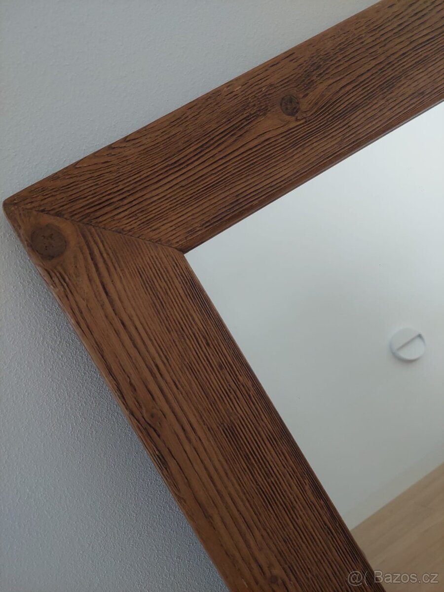 Dřevěné zrcadlo - 2