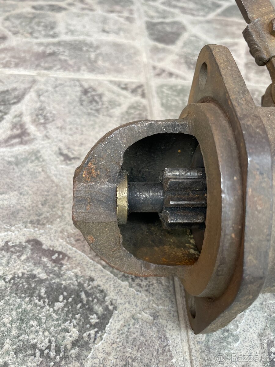 startér Bosch 6J 12/12 R S2 - 2