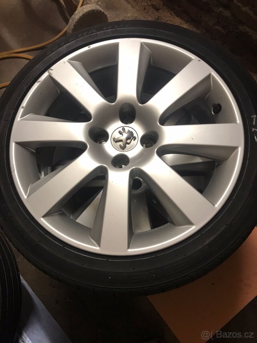 Originální ALU kola Magnetik Peugeot 4x108 R18 - 2