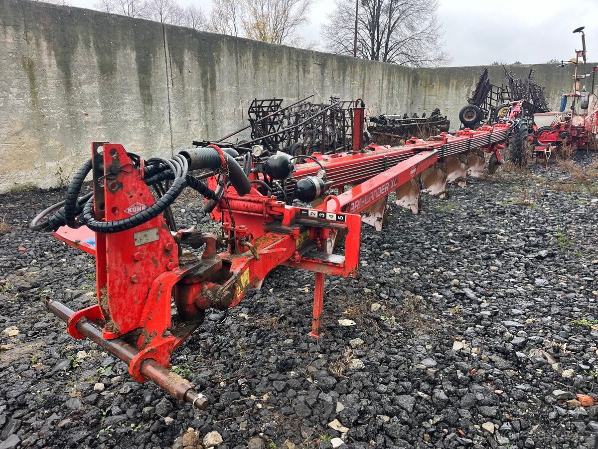 Pluh Kuhn Vari Leader 7 radličný - 2