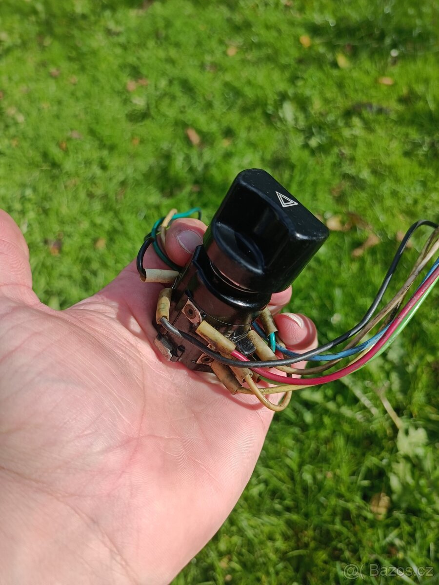 Přepínač PAL Škoda Výstražné - 2