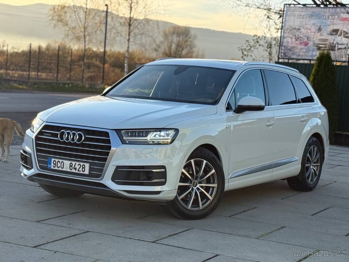 Audi Q7 S-line - 2