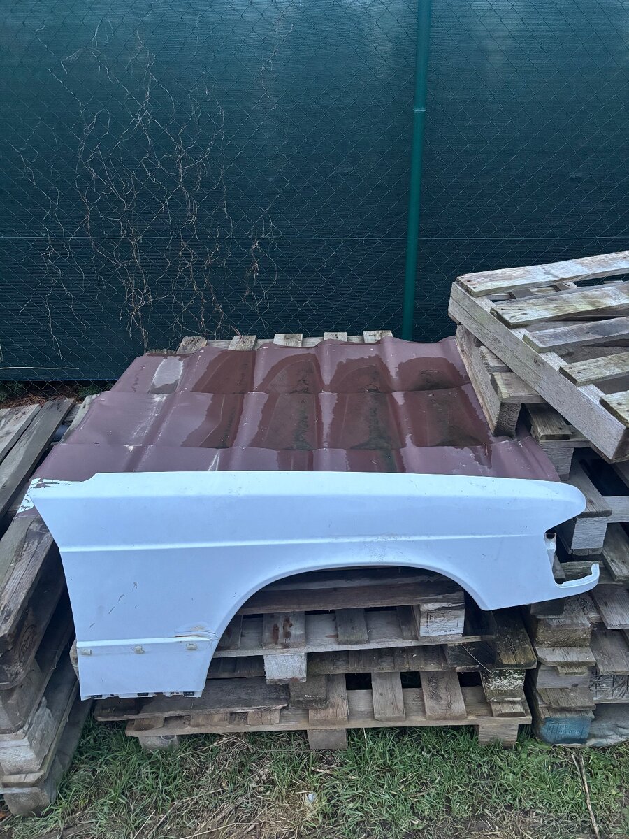 Mercedes-Benz 190 - W201 - PP blatník - 2