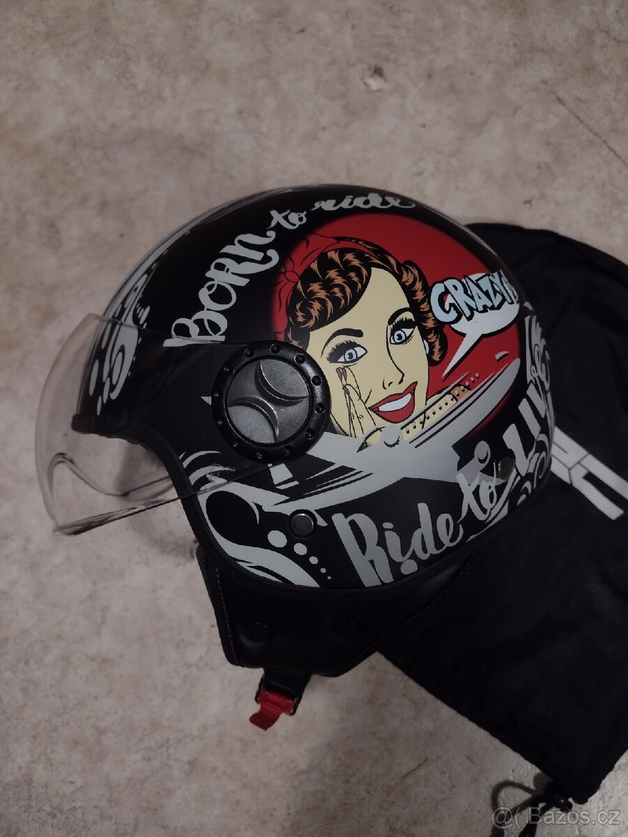 Přilba na motorku W-TEC - 2