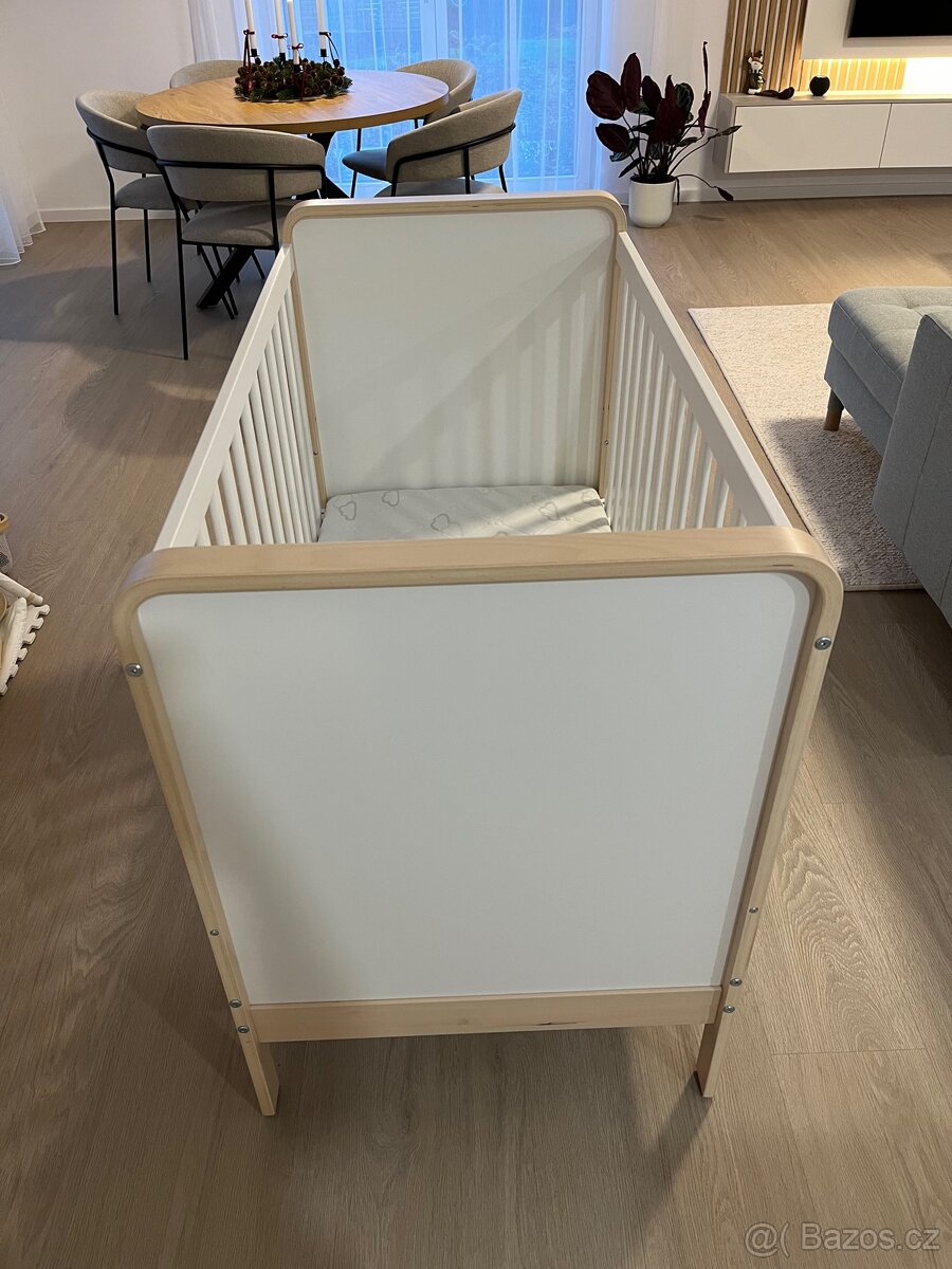 Postýlka Ikea + luxusní matrace - 2