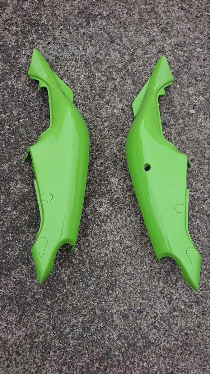 Kawasaki ZX7R díly - 2