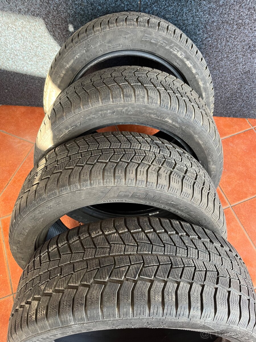 Zimní pneumatiky 225/50R17 - 2