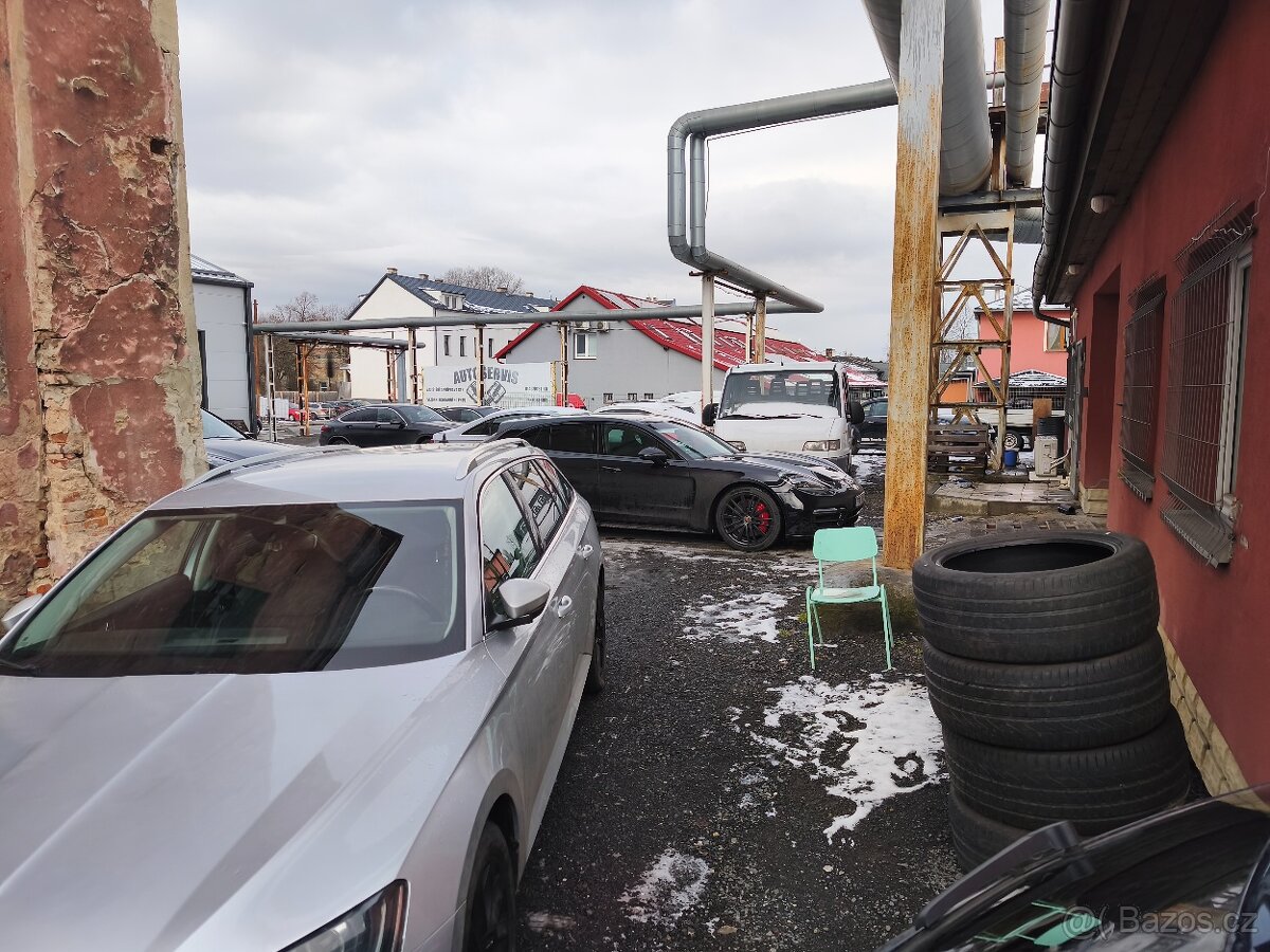 Pronájem skladu -servisu - 2
