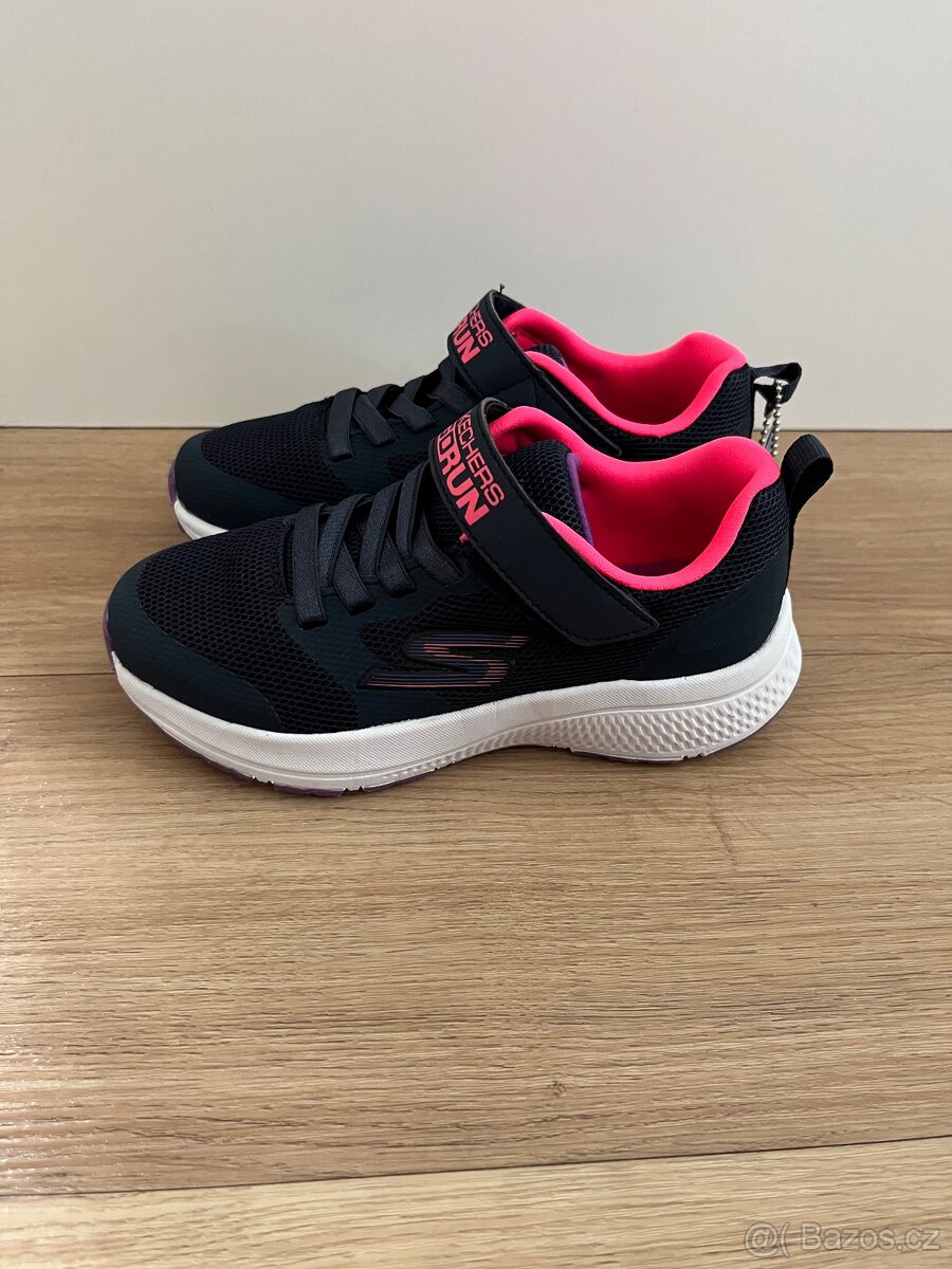Dívčí tenisky Sketchers vel. 30 - NOVÉ. - 2