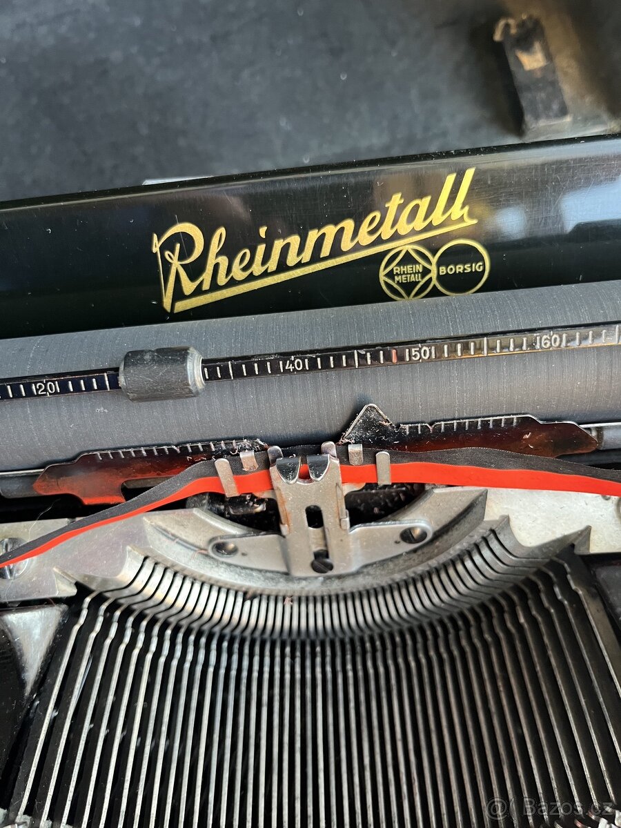 Starý psací stroj Rheinmetall - 2