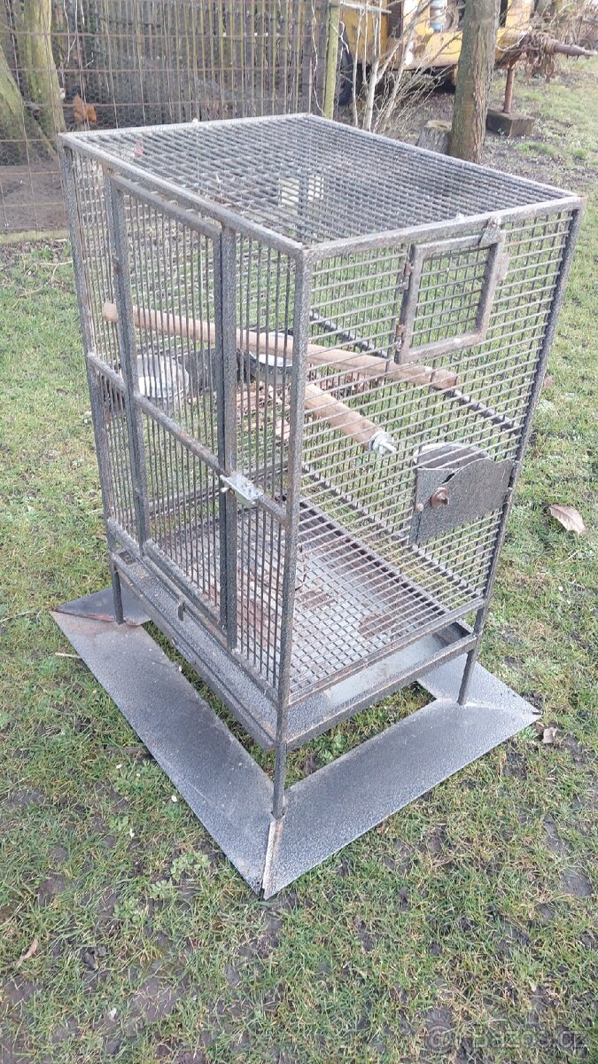 Voliéra pro papouška - 2