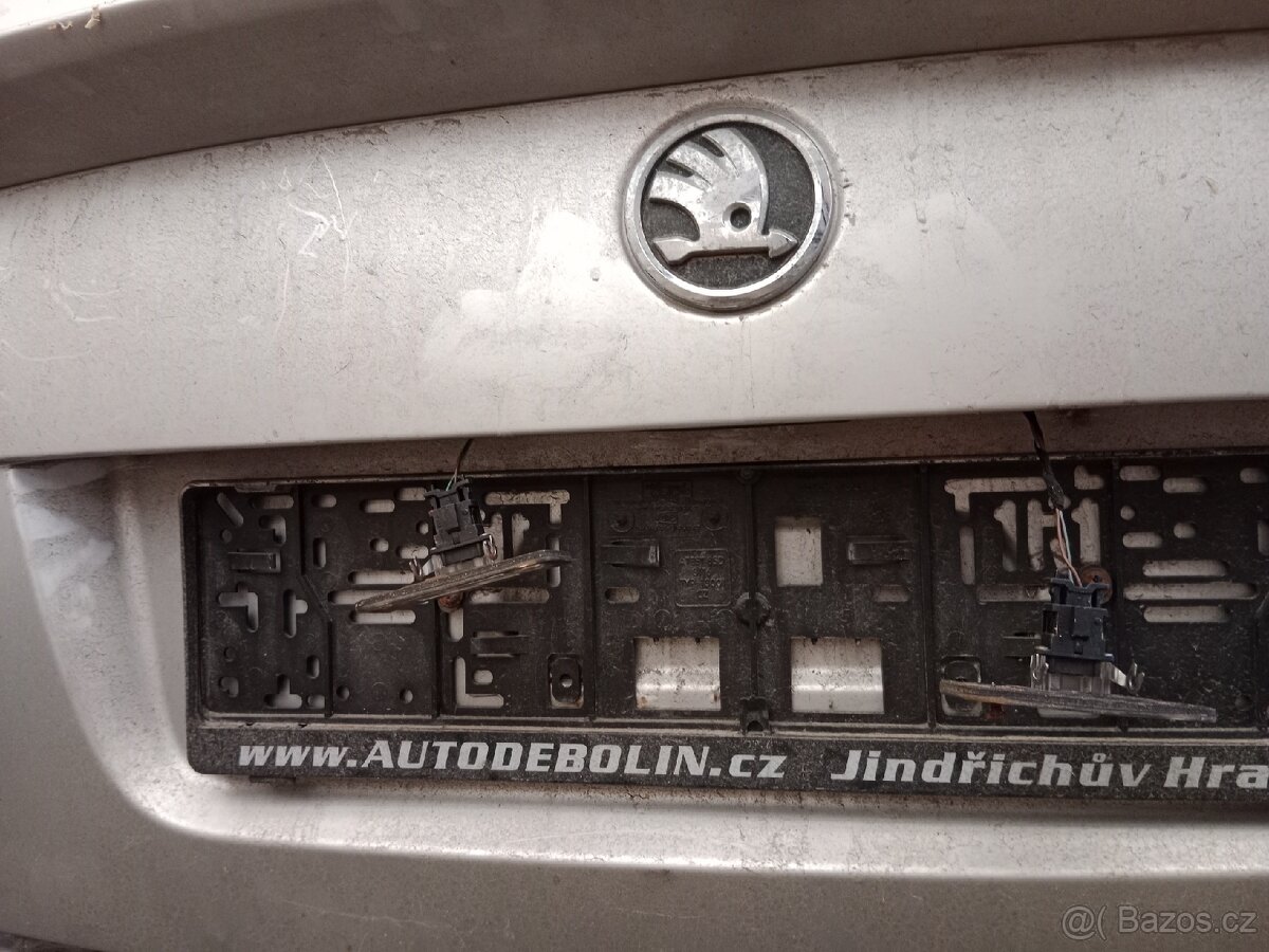 Škoda Octavia 2 páté dveře - 2