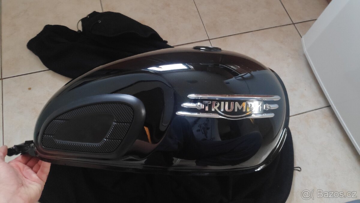 Díly Triumph bonnevile - 2