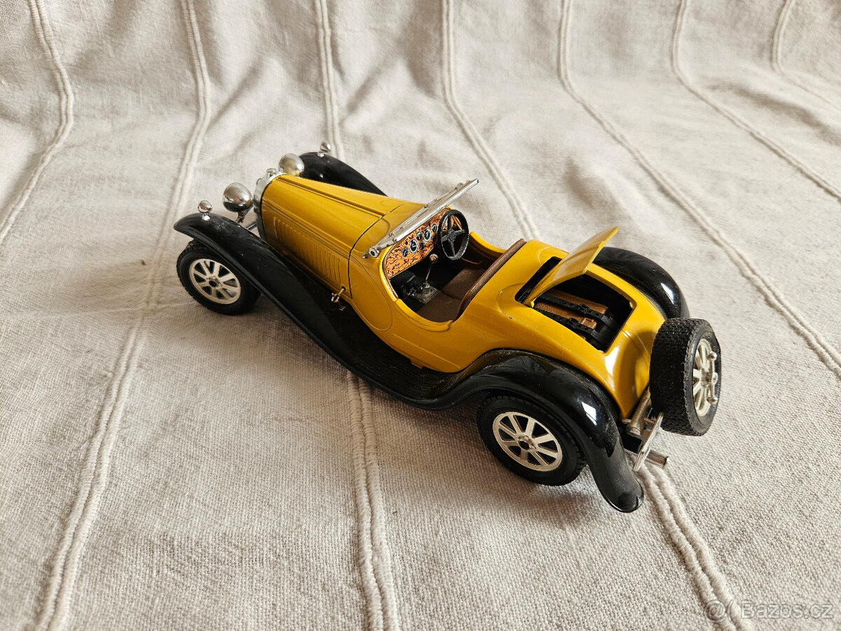 Sběratelský model Bburago Bugatti Type 55, 1:24 - 2