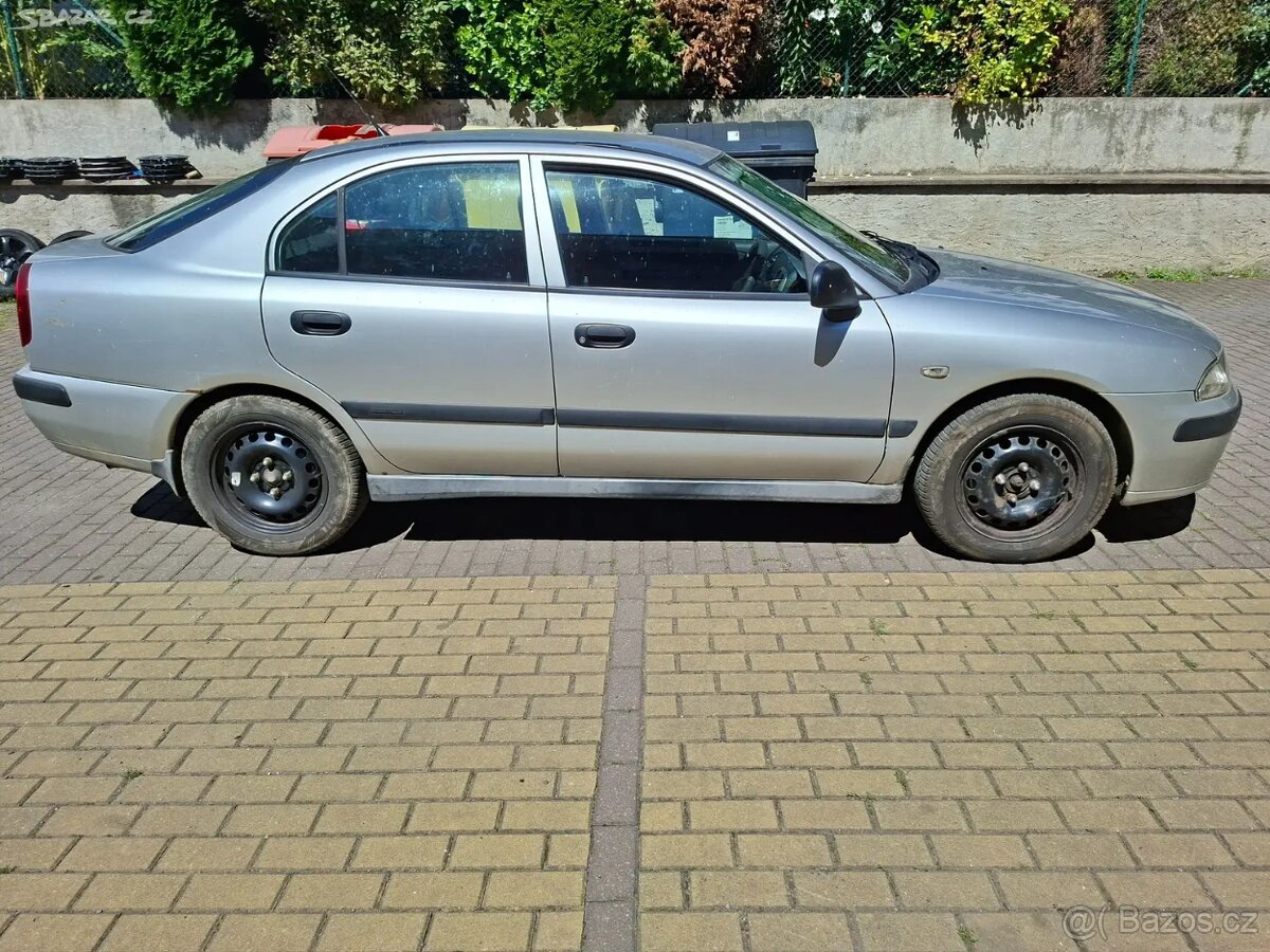 Mitsubishi carisma RHD - 2