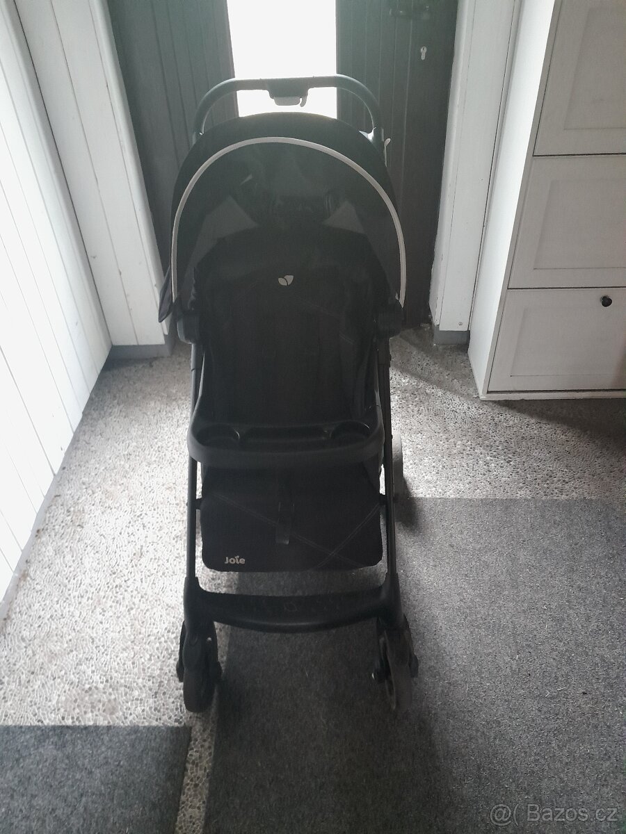 Dětský kočárek - 2