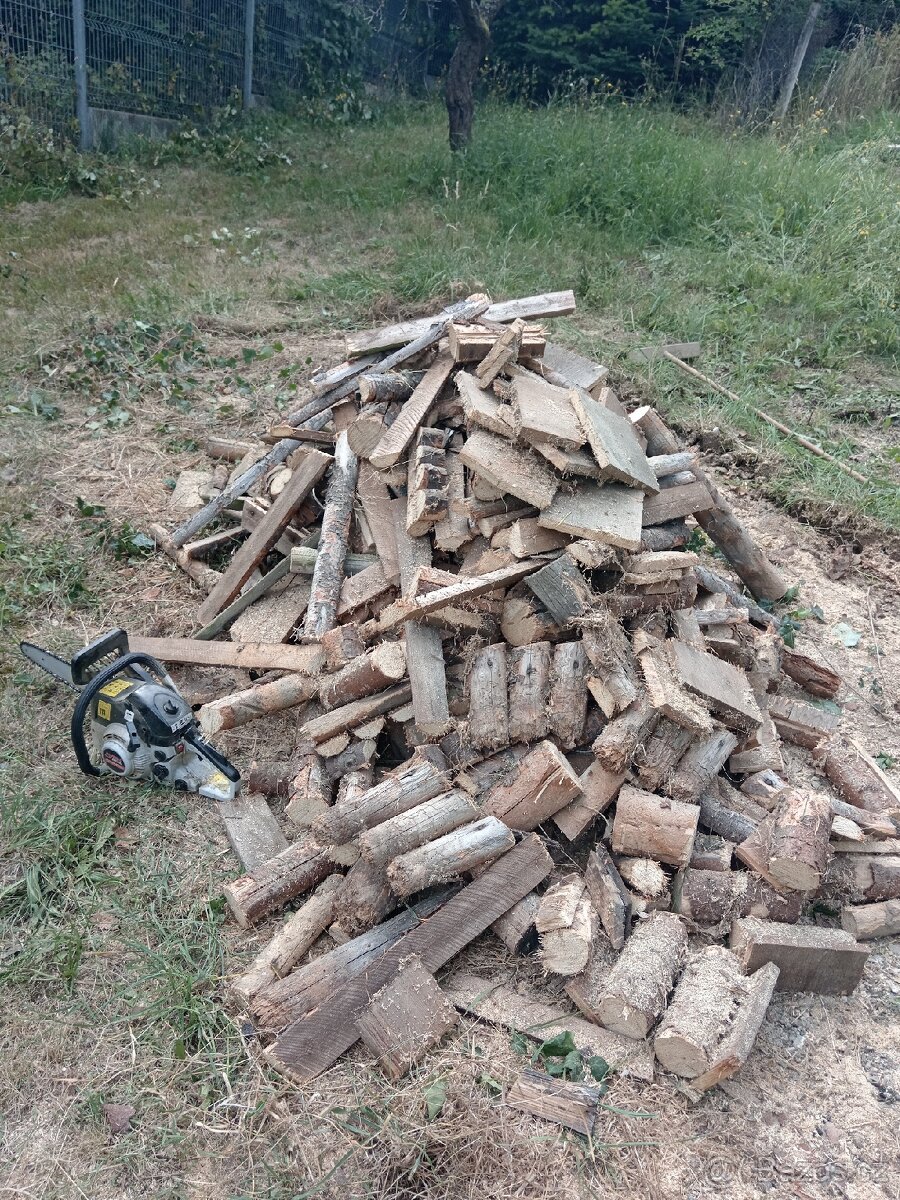 Dřevo na topení smrk - 2