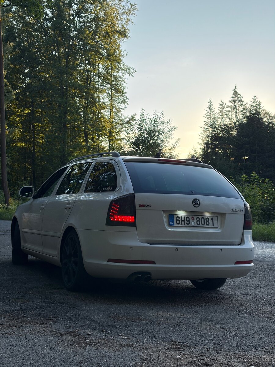 Škoda OCTAVIA 2 vRS - 2