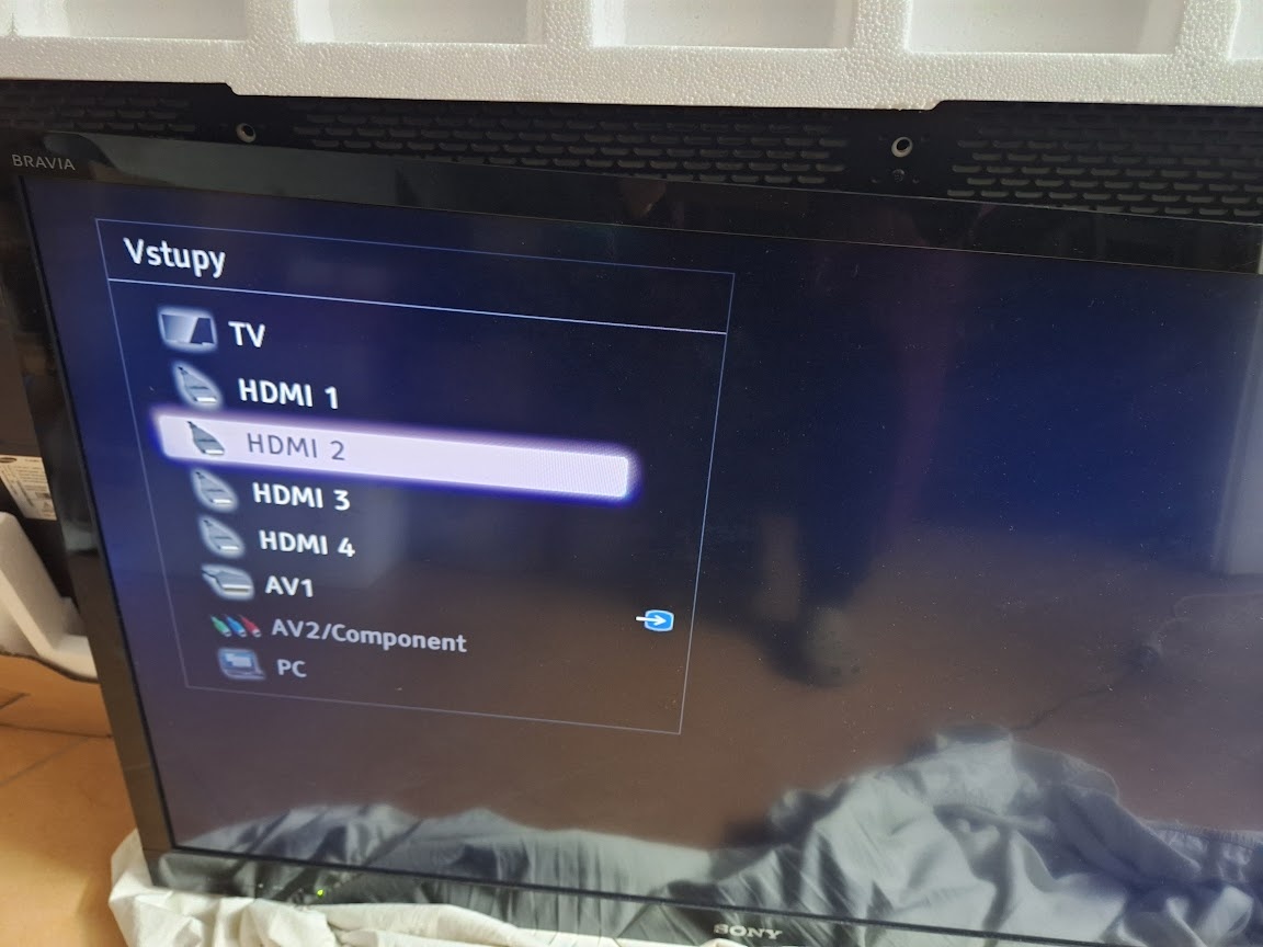 46" Sony Bravia KDL-46EX720 - 2
