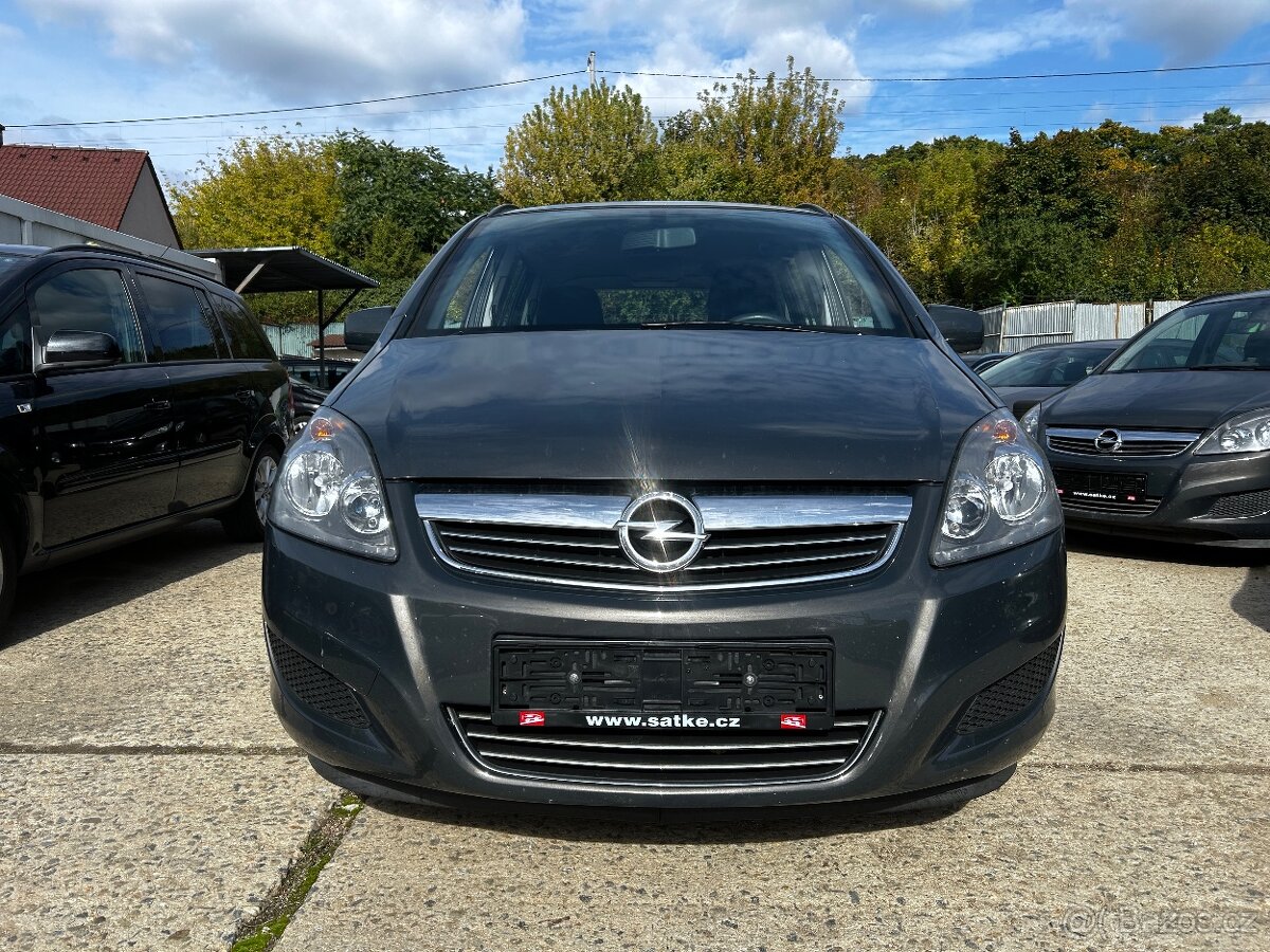 Opel Zafira B 1,8, 7 míst, 2014, najeto 135.901 km - 2