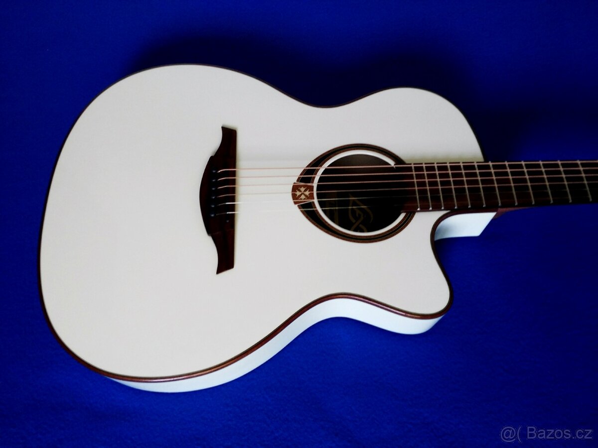 Predam el.ak. gitaru LAG 118 T118ASCE-IVO ZN.CENA. - 2