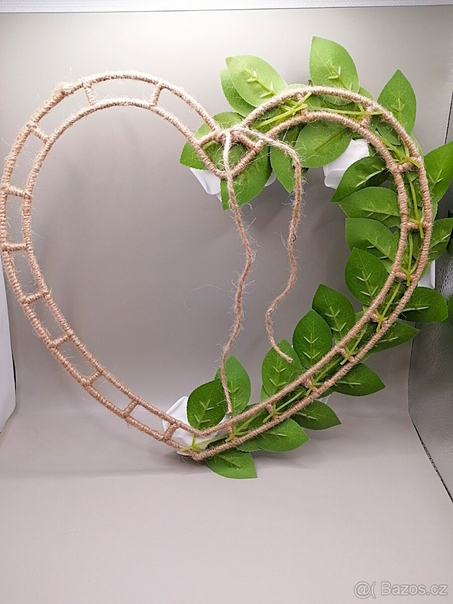 Velké srdce s pěnovými růžemi (Bílé) - 2