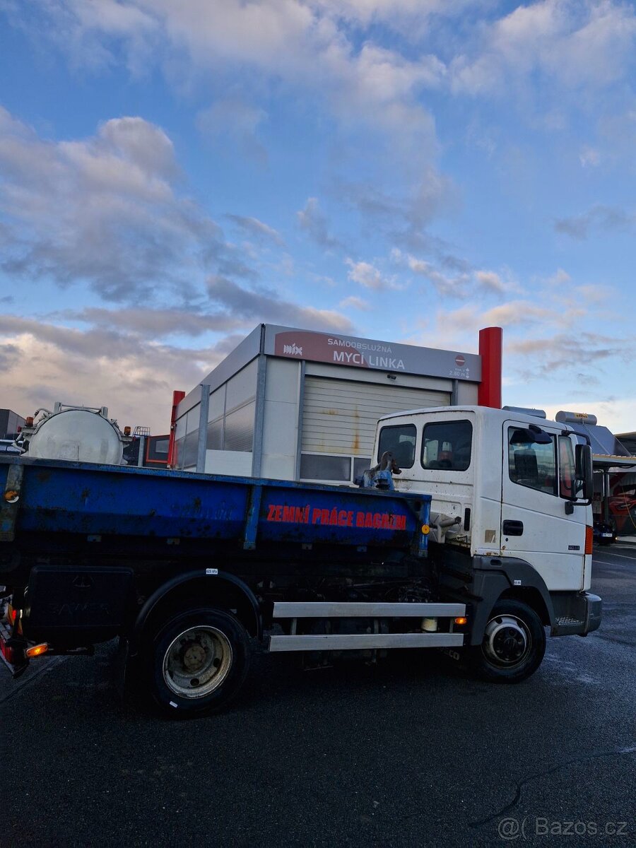 Nissan Atleon 80.14 hakovy nosic kontejneru - 2