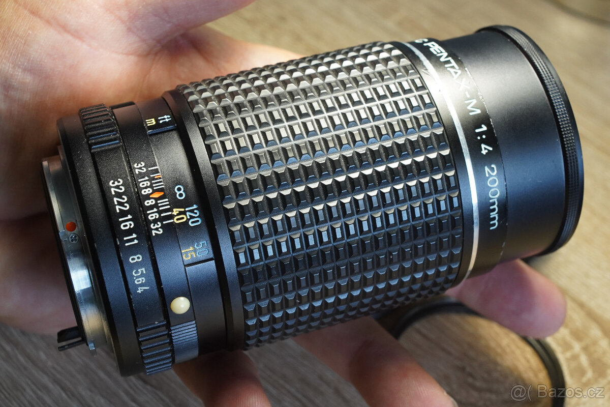 objektiv SMC Pentax-M 200mm f/4 - 2