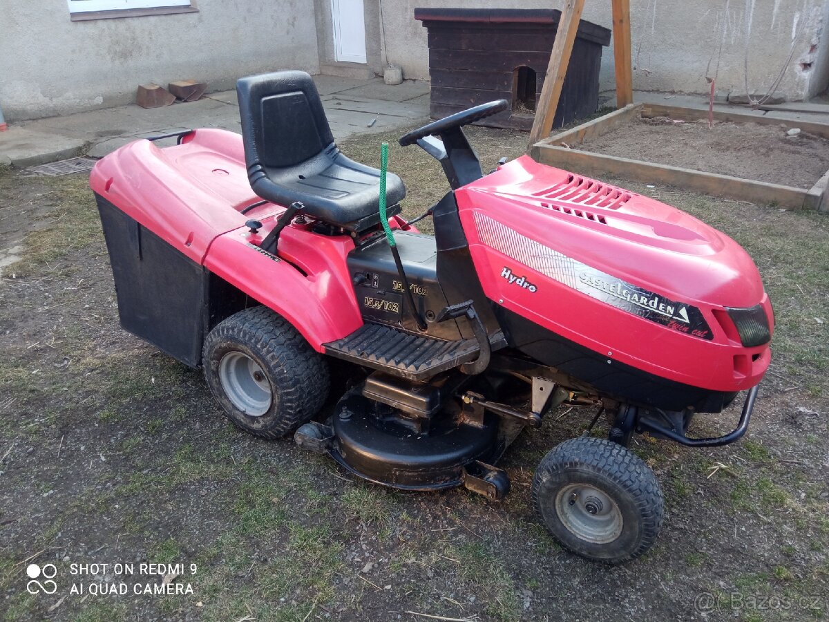 Zahradní traktor - 2