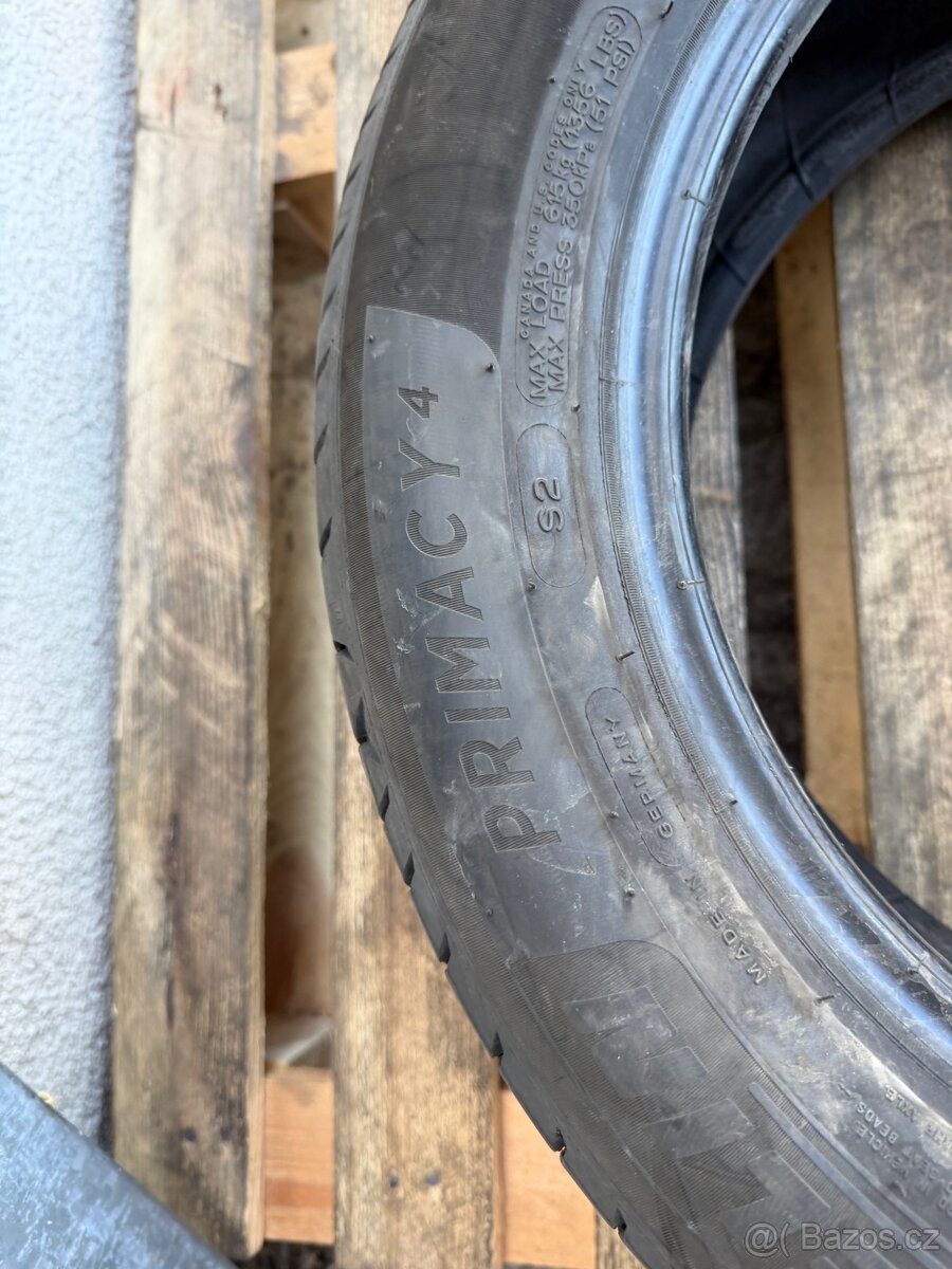 205/55/16 - 2