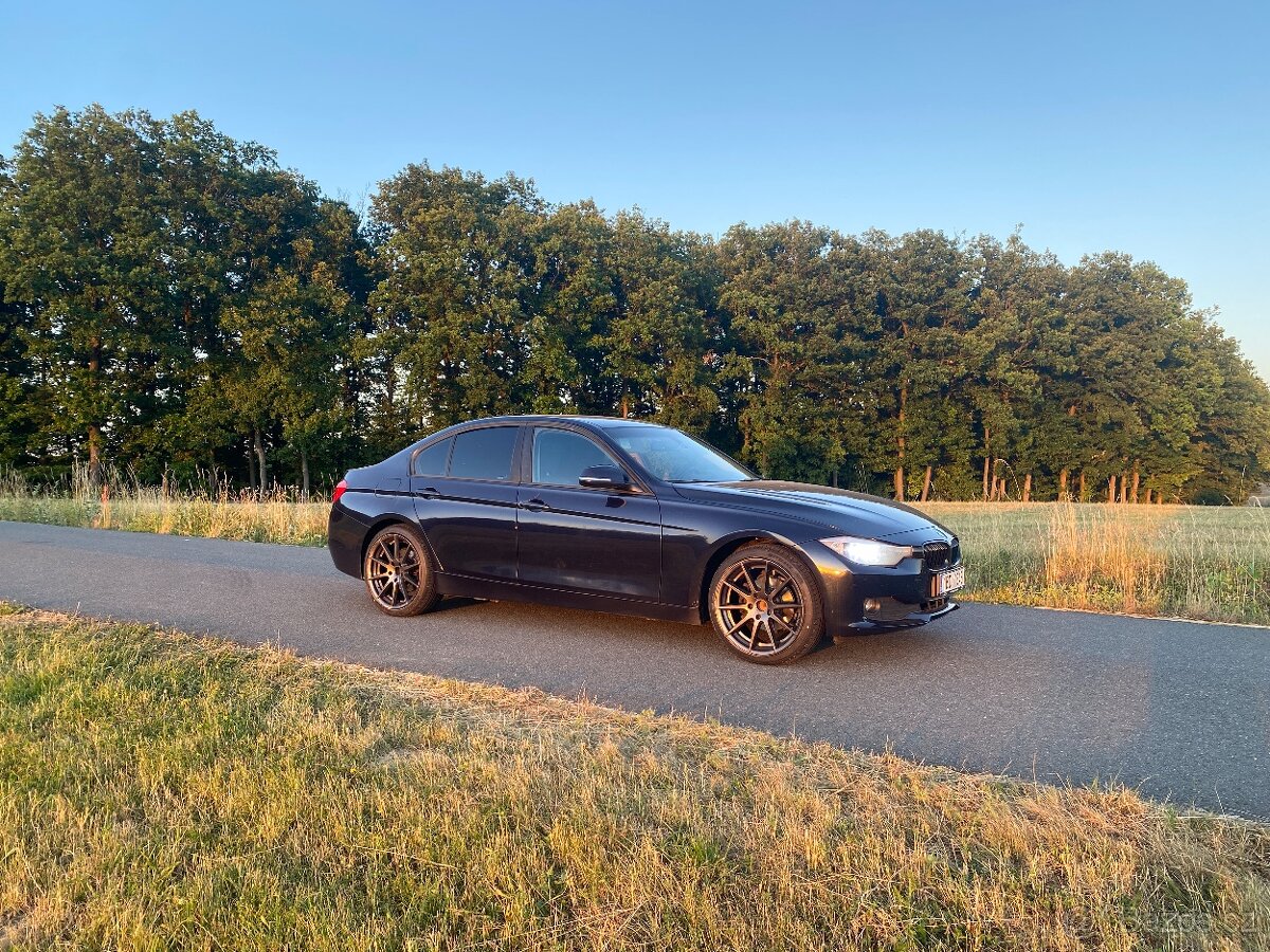 Bmw F30 318d - 2