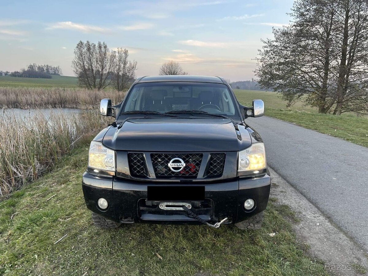 Nissan Titan 5,6 V8 King cabin, 119 xxx km