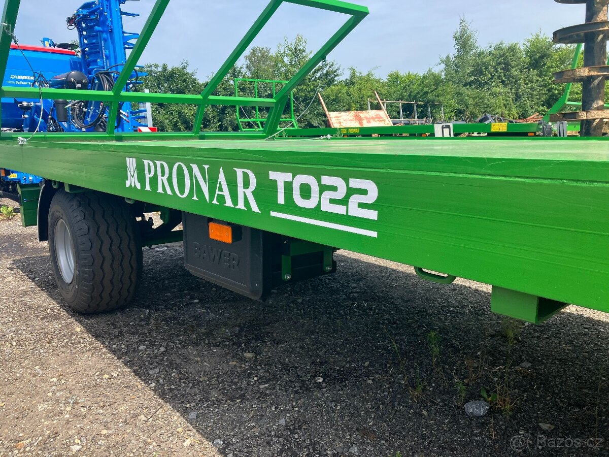 Přepravník balíků Pronar T022 - 2