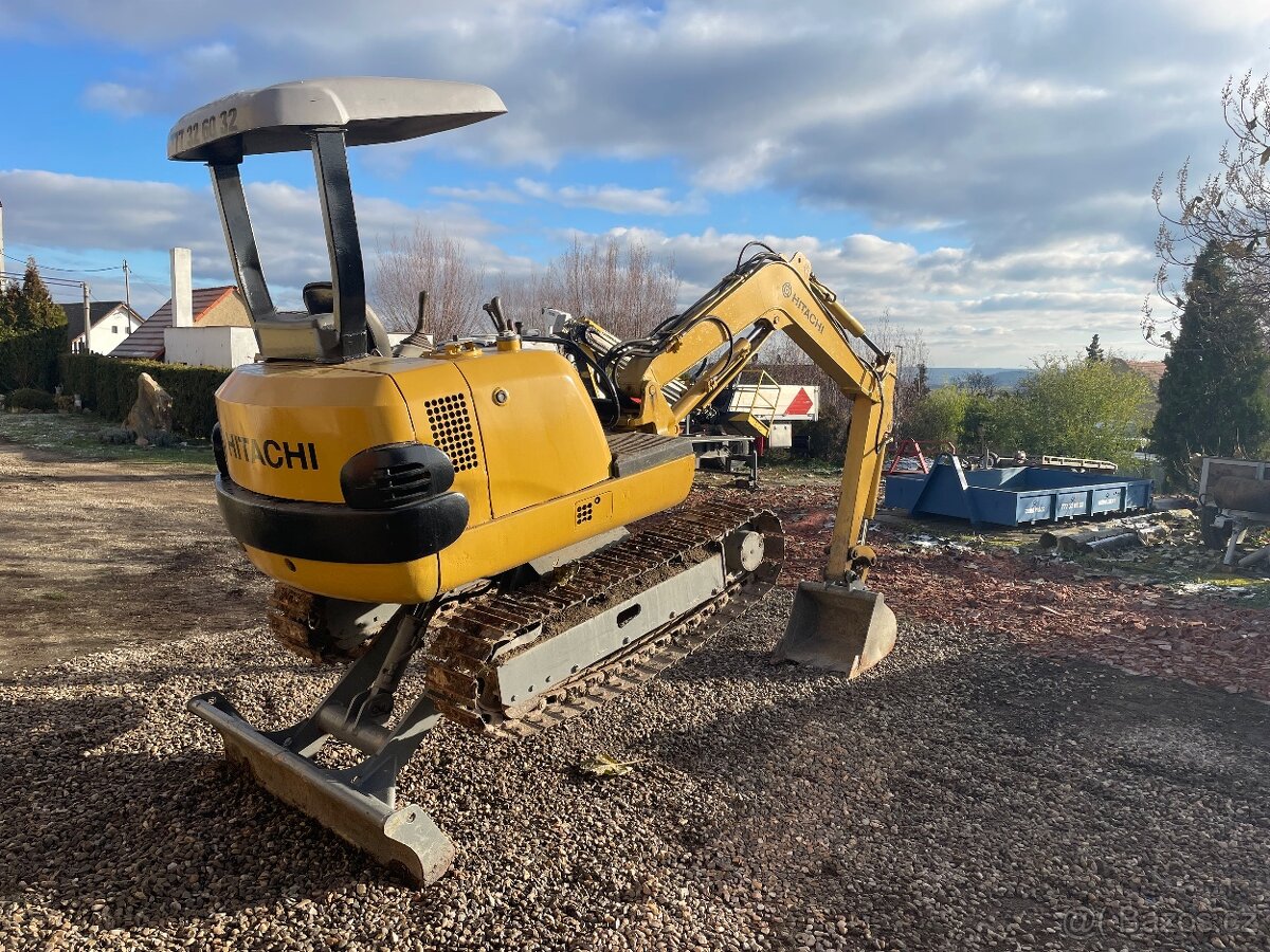 Minibagr Hitachi ZX 25-2. 2,5tuny - 2