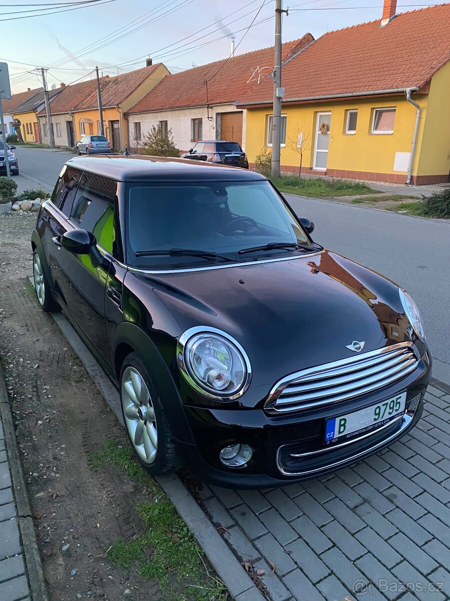 Mini Cooper one R56 2014 - 2