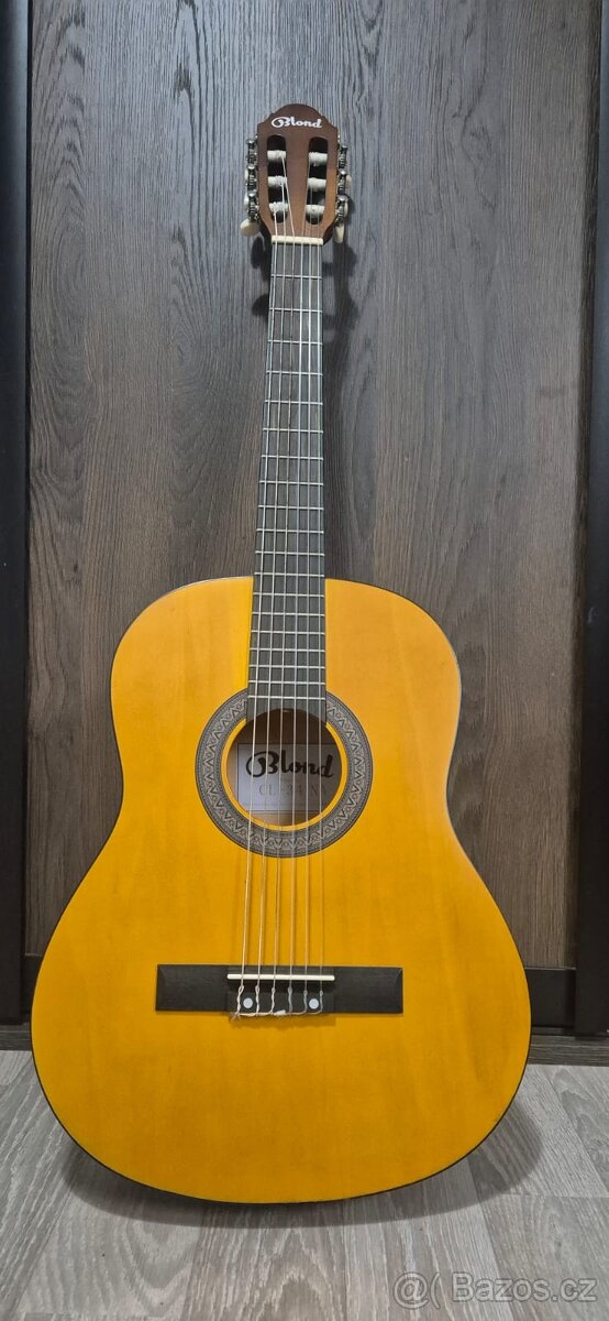 Klasická 3/4 kytara - 2