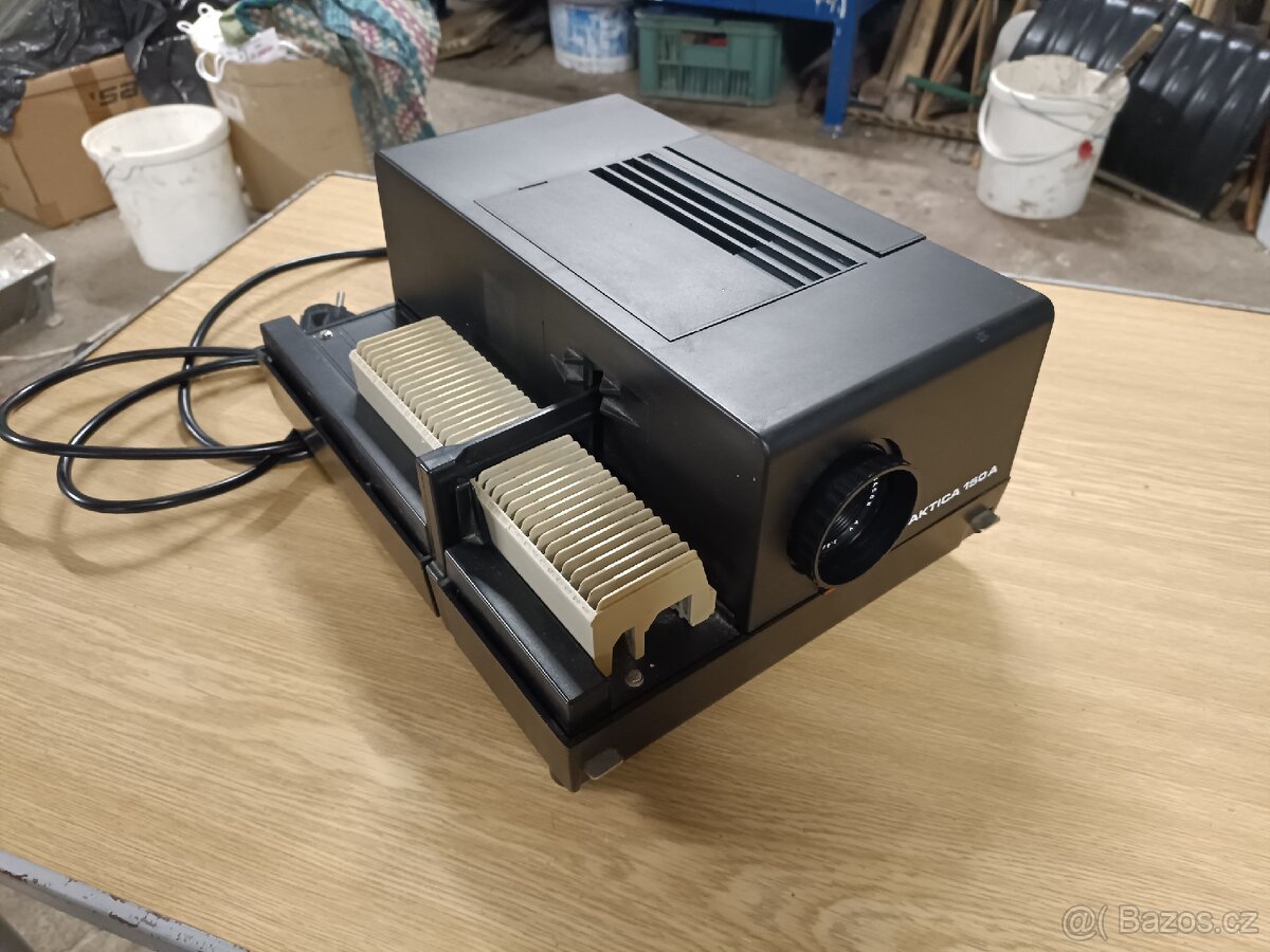 Diaprojektor Praktica 150A - 2