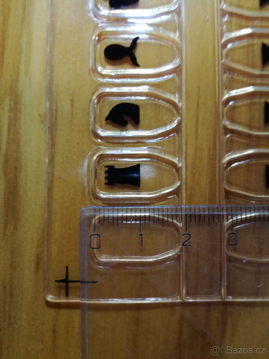 Náhradní zastrkovací šachové figurky pro kapesní šachy - 2