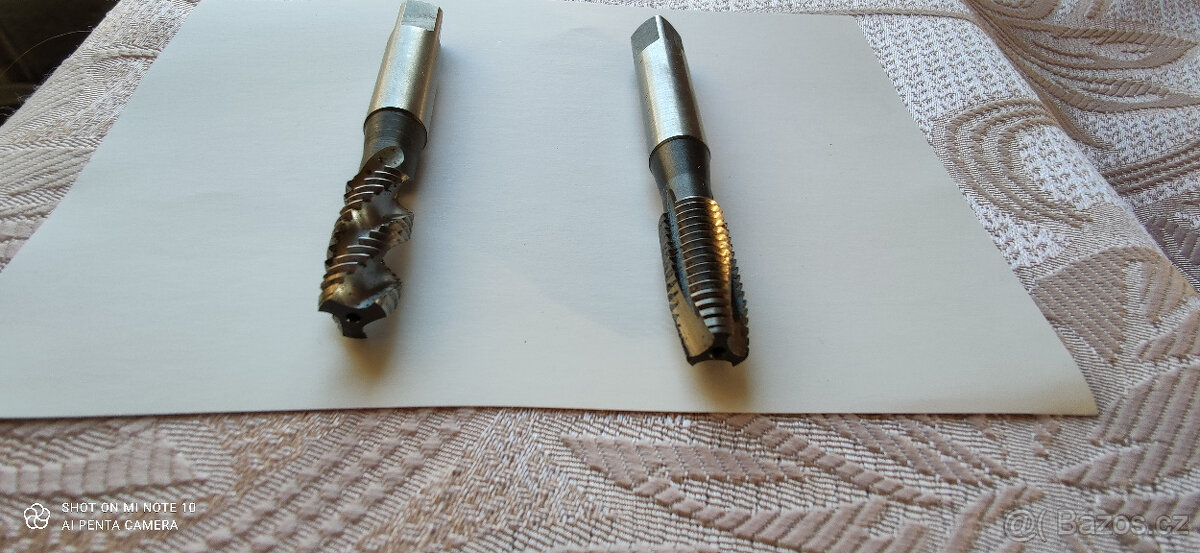 Strojní závitníky se šroubovitou a přímou drážkou - 2