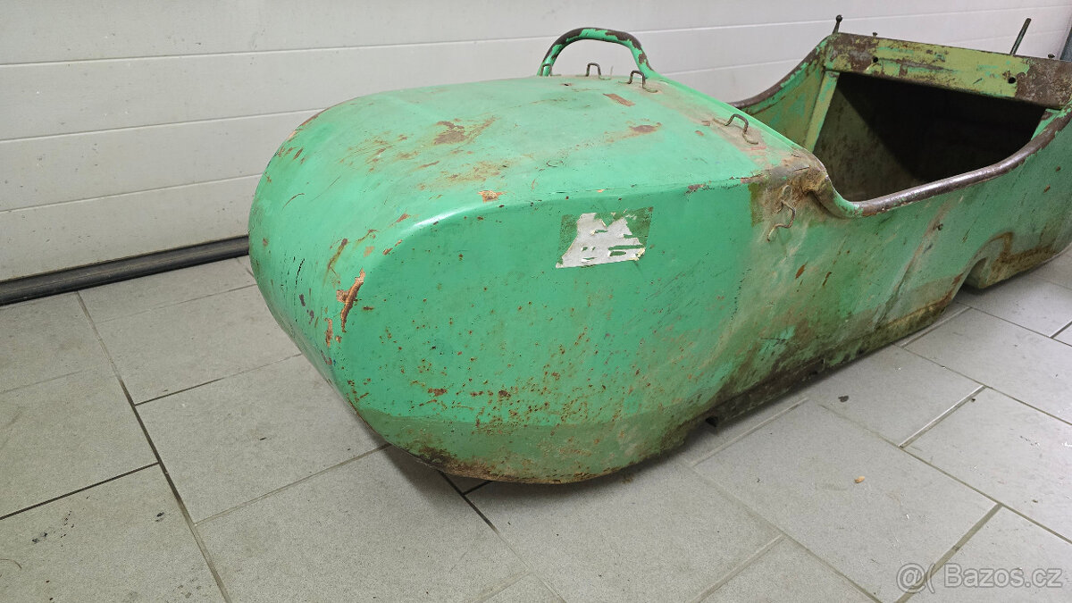 Ural loďka sajdky - 2