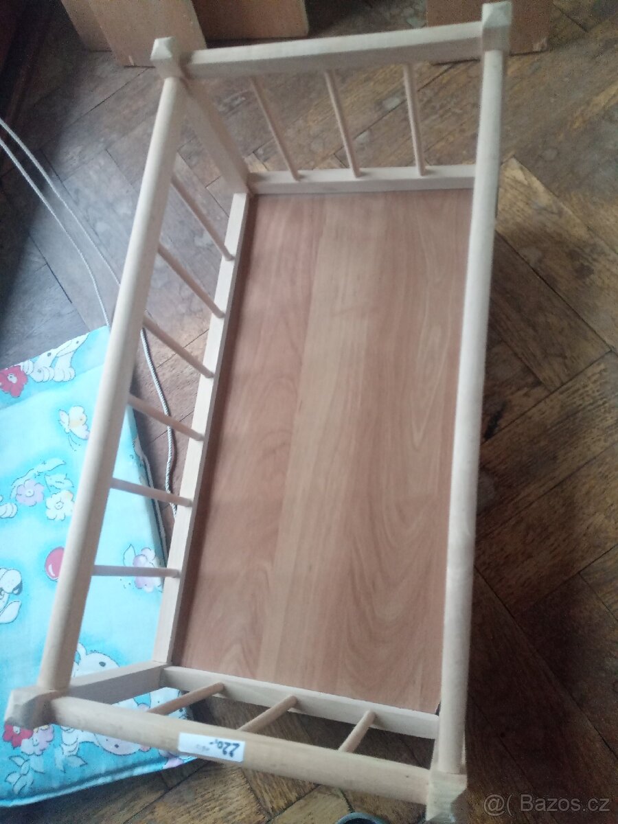 Kolebka postylka pro panenku - 2