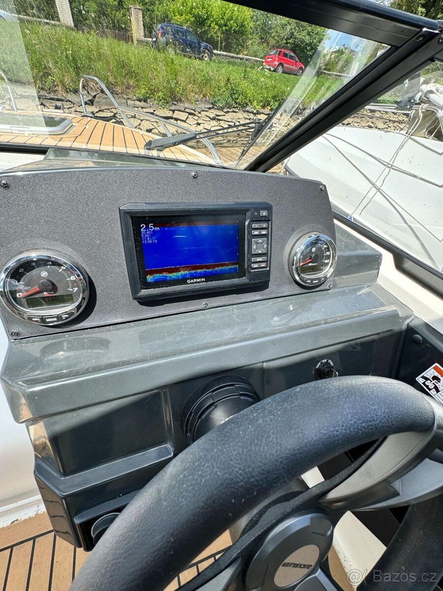 Quicksilver 605 motor Mercury 115 koni - 2